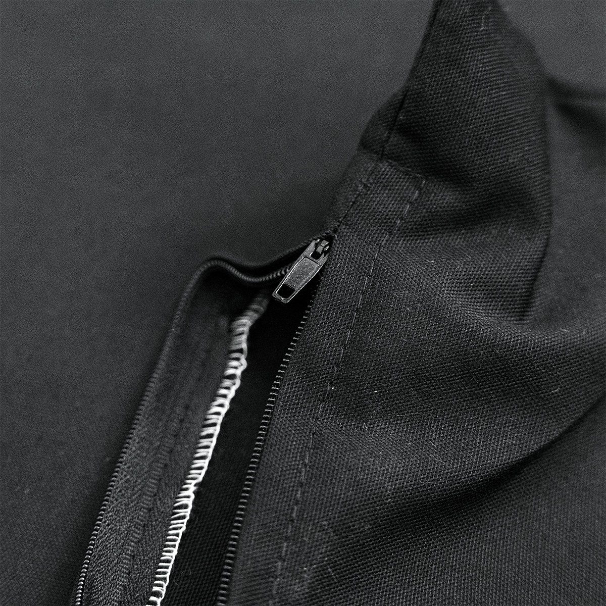 クッションカバー 約70×70cm ケーオックス ブラック 綿100％ 日本製 素縫い 両面 ファスナー 無地 シンプル 平織 黒 大きい 大きな ビッグ ラージ ジャンボ ジャイアント 2