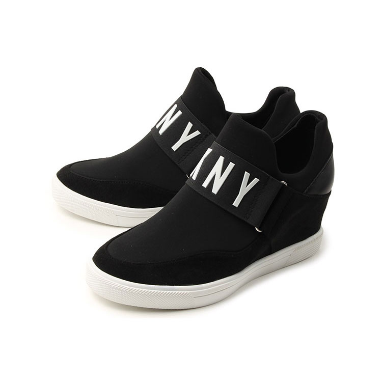 【値下げしました】DKNY（ダナキャランニューヨーク） COSMOS WEDGE SNEAKER K2855698 ブラック