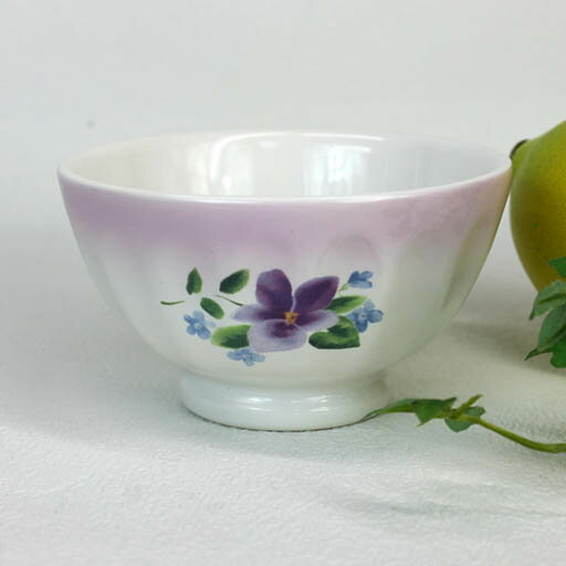マニーブーケ・ドゥ・ヴィオレット　ミニスカラップオーレ　（カフェオレボウル）Φ9×h5【80ml/食洗器可..