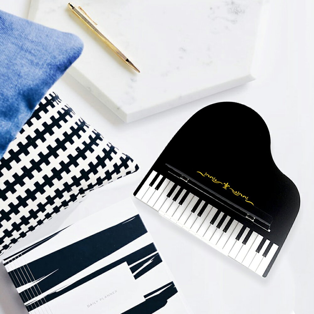 マグネットボード ピアノ ブラック 壁掛け ホワイトボード おしゃれ マグネット ピアノ雑貨 文具 ボード 子供 磁石 収納 トレイ マーカー付きのサムネイル