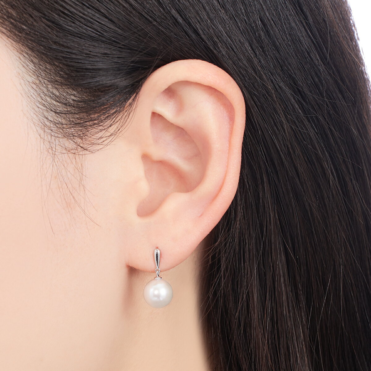 プラチナアコヤ真珠ピアス（8mm）