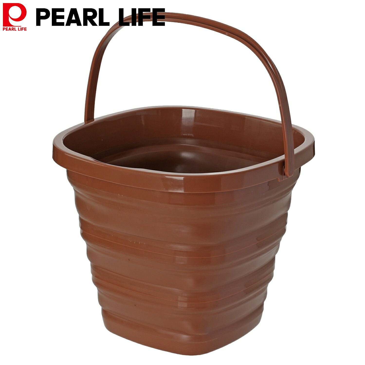■商品名 カラーファーム 折りたたみできる角型バケツ10L (ココア・ブラウン) ■品番 AZ-7639 ■商品説明 製品サイズ:(約)幅30.5×奥行31×高さ24cm、収納サイズ(約)幅30.5×奥行31×高さ5cm製品重量:(約)0.54kg素材・材質:ポリプロピレン・熱可塑性エラストマー(耐熱温度60度、耐冷温度-20度)生産国:中国仕様:容量/10L使用後は厚さ約5cmに折りたたみ可能な角型バケツ。洗濯機の隙間や車のトランク、キャンプギアのバッグなど限られたスペースにもスッキリ収まります。掃除や洗車、アウトドアにも最適な10リットルサイズ。上履きやスニーカーのつけ置き洗いやファミリーキャンプでの食器洗い、バーベキューのドリンク冷却など大量の水や氷が必要なシーンで大活躍。取っ手がついているので、緊急時の水汲みや濡れたものを入れるバッグ代わりとしても重宝します。本体縁にはフック穴を搭載。使用後の乾燥や壁掛け収納もできるため、衛生的に保管できます。《開き方》本体フチ部を持ちながら、本体の4つ角の内の2ヶ所(対角)を1ヶ所ずつ底面を下に押し出すように広げます。《折りたたみ方》本体フチ部を持ちながら、開き方の逆の手順で本体の4つ角の内の2ヶ所(対角)を1ヶ所ずつ押したたみます。ご注意:製品のジャバラ部分に小さな突起がございますが、成形上の仕様となります。プラスチック(ポリプロピレン)部分に擦れた跡があることがございますが、折りたたむ際ジャバラ部分と接触してできたものであり品質上の問題はございません。食器洗い乾燥機には使用しないでください。レンタル等による貸出 オークション等による販売や中古販売 及び譲渡によって発生した故障・破損・損害・事故などにつきましては一切責任を負いかねますので予めご了承ください。お使いのモニター設定や照明等の環境により、実際の商品と色味が異なる場合がございます。 ■商品スペック 製品サイズ:(約)幅30.5×奥行31×高さ24cm、収納サイズ(約)幅30.5×奥行31×高さ5cm製品重量:(約)0.54kg素材・材質:ポリプロピレン・熱可塑性エラストマー(耐熱温度60度、耐冷温度-20度)生産国:中国仕様:容量/10L ■関連キーワード おすすめ にんき 人気 べんり 便利 ランキング おしゃれ かっこいい 使いやすい かわいい スクエア 四角 コンパクト 省スペース 隙間収納 清掃 洗濯 つけ置き 漂白 オキシ漬け 予洗い 作業着 上履き洗い 泥汚れ 雑巾 キッチン 台所 洗車 防災 持ち運び 水汲み 車載【オンライン限定】パール金属 折りたたみ バケツ 10L バスケット 角型 正方形 製品サイズ：(約)幅30.5×奥行31×高さ24cm 洗車 アウトドア 釣り 掃除 (ココア・ブラウン) カラーファーム AZ-7639 ■商品名 カラーファーム 折りたたみできる角型バケツ10L (ココア・ブラウン) ■品番 AZ-7639 ■商品説明 製品サイズ:(約)幅30.5×奥行31×高さ24cm、収納サイズ(約)幅30.5×奥行31×高さ5cm製品重量:(約)0.54kg素材・材質:ポリプロピレン・熱可塑性エラストマー(耐熱温度60度、耐冷温度-20度)生産国:中国仕様:容量/10L使用後は厚さ約5cmに折りたたみ可能な角型バケツ。洗濯機の隙間や車のトランク、キャンプギアのバッグなど限られたスペースにもスッキリ収まります。掃除や洗車、アウトドアにも最適な10リットルサイズ。上履きやスニーカーのつけ置き洗いやファミリーキャンプでの食器洗い、バーベキューのドリンク冷却など大量の水や氷が必要なシーンで大活躍。取っ手がついているので、緊急時の水汲みや濡れたものを入れるバッグ代わりとしても重宝します。本体縁にはフック穴を搭載。使用後の乾燥や壁掛け収納もできるため、衛生的に保管できます。《開き方》本体フチ部を持ちながら、本体の4つ角の内の2ヶ所(対角)を1ヶ所ずつ底面を下に押し出すように広げます。《折りたたみ方》本体フチ部を持ちながら、開き方の逆の手順で本体の4つ角の内の2ヶ所(対角)を1ヶ所ずつ押したたみます。ご注意:製品のジャバラ部分に小さな突起がございますが、成形上の仕様となります。プラスチック(ポリプロピレン)部分に擦れた跡があることがございますが、折りたたむ際ジャバラ部分と接触してできたものであり品質上の問題はございません。食器洗い乾燥機には使用しないでください。レンタル等による貸出 オークション等による販売や中古販売 及び譲渡によって発生した故障・破損・損害・事故などにつきましては一切責任を負いかねますので予めご了承ください。お使いのモニター設定や照明等の環境により、実際の商品と色味が異なる場合がございます。 ■商品スペック 製品サイズ:(約)幅30.5×奥行31×高さ24cm、収納サイズ(約)幅30.5×奥行31×高さ5cm製品重量:(約)0.54kg素材・材質:ポリプロピレン・熱可塑性エラストマー(耐熱温度60度、耐冷温度-20度)生産国:中国仕様:容量/10L ■関連キーワード おすすめ にんき 人気 べんり 便利 ランキング おしゃれ かっこいい 使いやすい かわいい スクエア 四角 コンパクト 省スペース 隙間収納 清掃 洗濯 つけ置き 漂白 オキシ漬け 予洗い 作業着 上履き洗い 泥汚れ 雑巾 キッチン 台所 洗車 防災 持ち運び 水汲み 車載