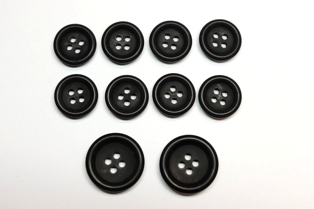 水牛スーツボタンセット790(ツヤケシcolor.5黒) 20mm2個15mm8個 セット老舗テーラー御用達スーツボタン専門店の高級ボタン
