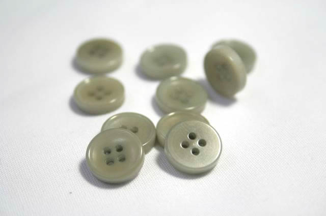 【スーツボタン専門店】ナットシャツボタン(COLOR.12)11.5mm(NUT-120)【単品】