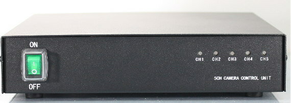 ・消費電流最大300mAまでのカメラ(DC12V、センター+)の電源と映像信号をワンケーブル化が可能 ・設置工事の簡略化と安定したカメラ電源供給が出来ます。写真をクリックすると、拡大します。 ●映像/電源を3C2Vで最大約300m/5C2Vで最大約500mまで使用可能 ●SA-48793を5台迄使用可能 注意： ケーブル接続の際は必ずこの電源ユニットの電源をOFFにして行ってください。 必ず裏面スイッチはSHORT側でご使用下さい。 【仕様】 映像入出力信号：1Vp-p,75Ω(コンポジット) 裏面映像端子：入力BNCJx5ch/出力BNCJx5ch 重量：約2kg サイズ：約213x55x203mm 電源：AC100V/約50W 動作温度：約0?+40℃