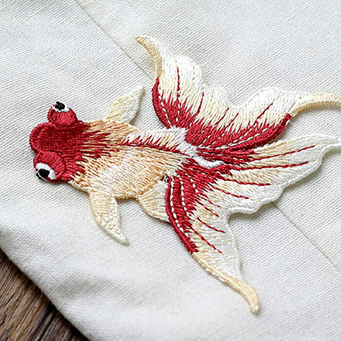 金魚のワッペン/糊なし/刺繍/夏祭り/浴衣/和服/アクセサリー制作等に/手芸