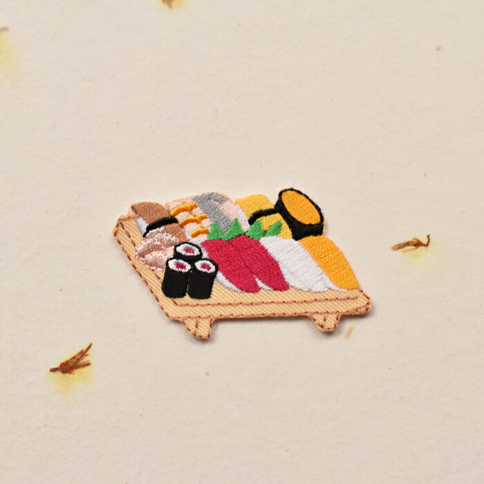 お寿司のワッペン/日本料理/アイロン糊付き/刺繍/食品