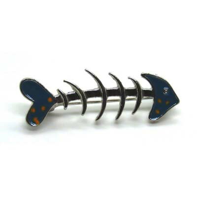 魚の骨　ブローチ　魚　グッズ　サカナ　釣り　猫　ネコ