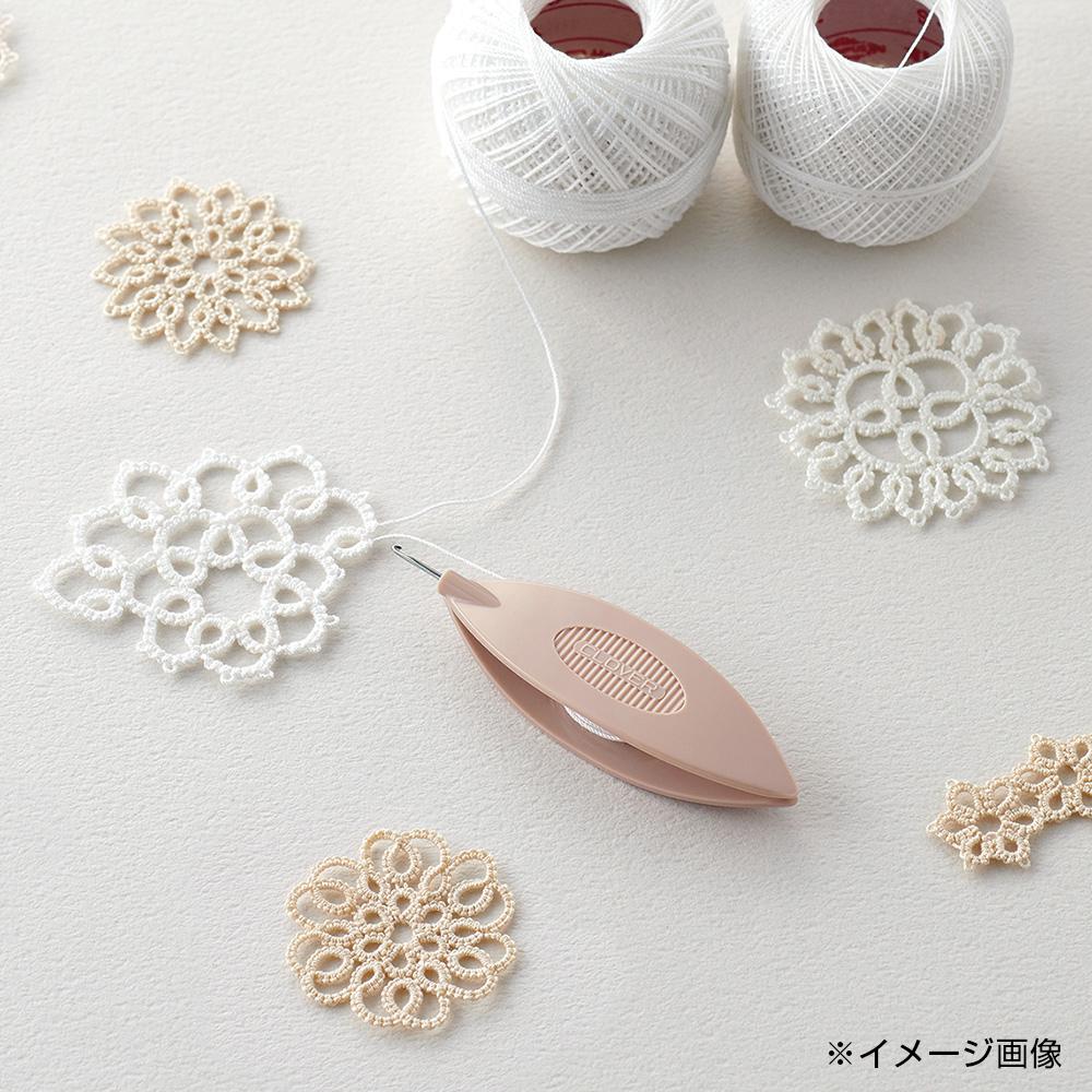 【送料無料】 クロバー かぎ針付 タティングシャトル No.8 (0.90mm) レース糸 タディング レース ピコット ビーズタディング 手芸 ハンドメイド 手作り 裁縫 ソーイング 洋裁 手編み 編み物 クラフト DIY 雑貨 アクセサリー モチーフ 57-710 日本製のサムネイル