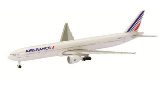 【送料無料】Schuco Aviation B777-300 エールフランス航空 1/600スケール 403551660