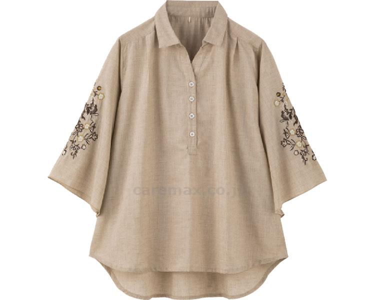 いまだけ！4/23-28★P最大23倍★【全国配送可】-7分刺繍ドルマン袖ブラウス / 89679-01　M　ベージュ ケアファッション　JAN 4580604067327 kt406572 取寄品 衣類 アウター トップス-【介護福祉用具】