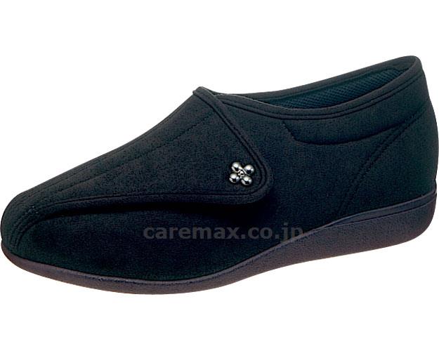 ★ポイント最大16倍★【全国配送可】-快歩主義　L011 ブラック　24.0cm アサヒシューズ　JAN 4963507307682 kt358702 取寄品 歩行関連 シューズ 屋外用-【介護福祉用具】