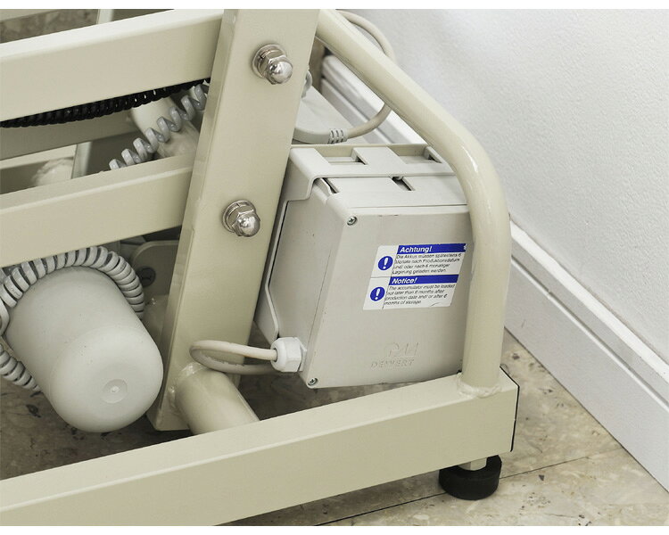 ★ポイント最大16倍★【全国配送可】-アルコー6000型用　補助電源 100576 星光医療器製作所　JAN 4537711005766 kt316849 取寄品 歩行関連 屋外用スロープ・電動昇降機 その他(屋外用スロープ・電動昇降機)-【介護福祉用具】