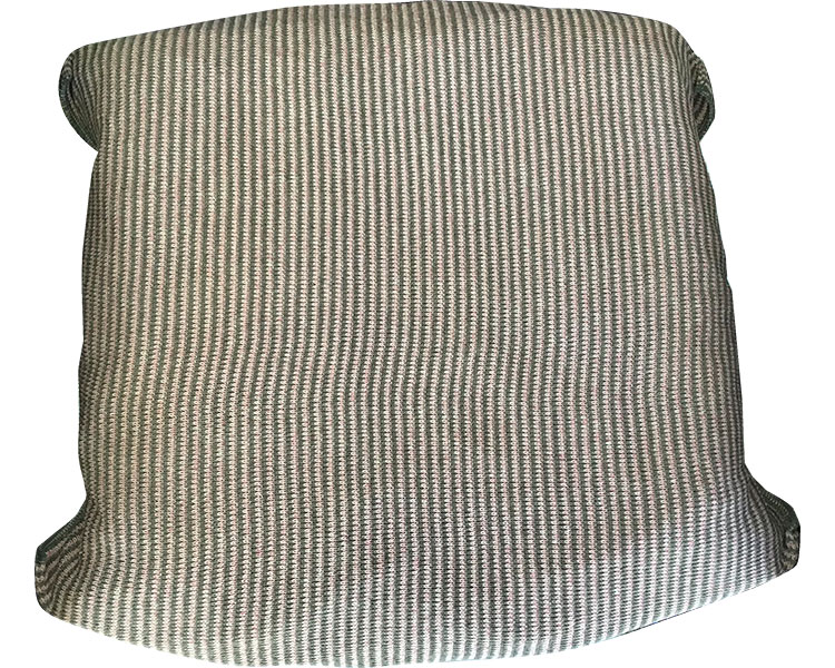 ★ポイント最大16倍★【全国配送可】-ズレない・ムレない楽らくクッション パープル　防水カバー付 コーポレーションパールスター　JAN 4562228115714 kt485506 取寄品 歩行関連 車いすオプション 車いす用クッション-【介護福祉用具】