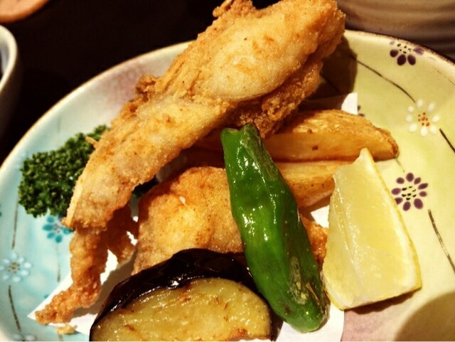 国産天然まふぐ唐揚げ ふぐ唐揚げ 贅沢 まふぐ 天然 ふく 高級 冷凍 食品 下関 本場 直送 ふぐ フグ 河豚 からあげ 唐揚げ から揚げ 冷凍食品 おかず 酒のつまみ お酒のおつまみ お酒のお供 お酒のあて ご飯のお供 お取り寄せ 海鮮 美味しい冷凍おかず 冷凍唐揚げのサムネイル