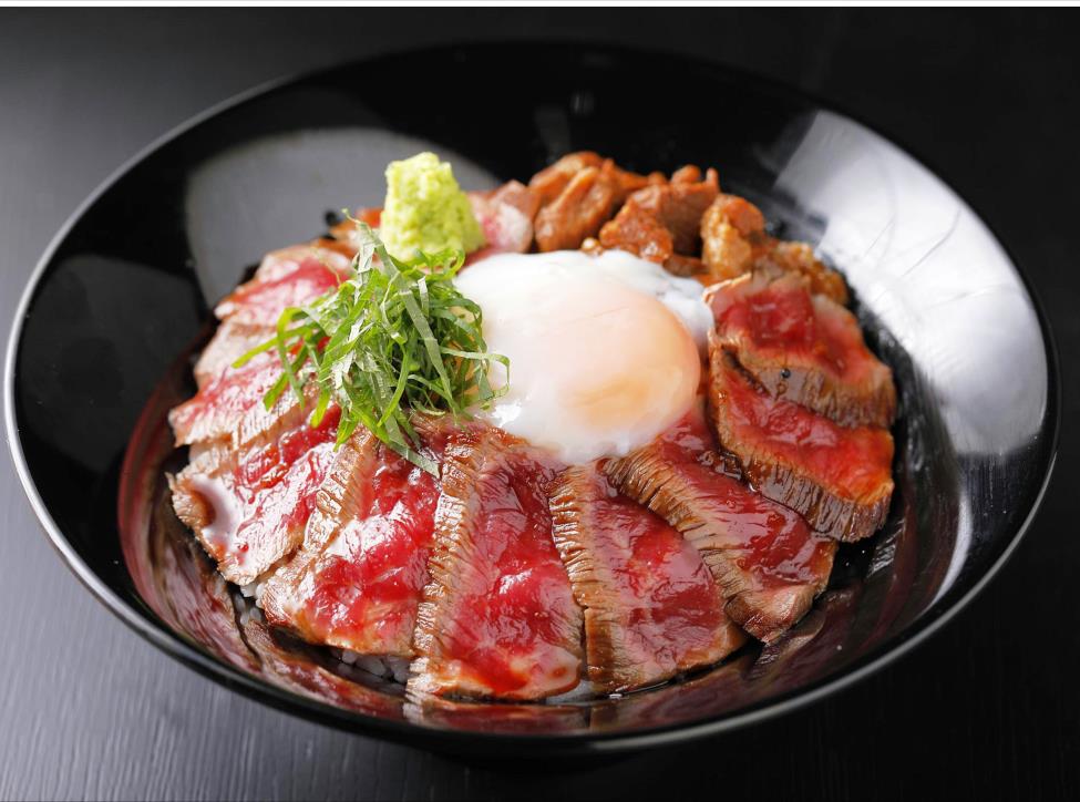 熊本和牛あか牛丼セット お中元 お歳暮 あか牛 もも肉 阿蘇 希少洋風惣菜 湯煎 牛丼 タレ付き 時短料理