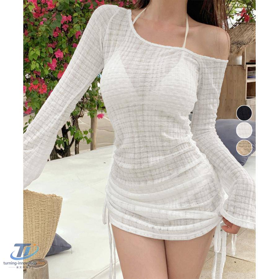 素材：ポリエステル85％+ポリウレタン15％ カラー：ブラック/ホワイト/モカ サイズ：M/L/XL ブラス バスト:約66/68/70cm アンダーバスト:約66/68/70cm ※アンダーバストは寸法となります。ひもでサイズ調整可能。 ショーツ ウエスト(ゴム仕様):約58-84/60-86/62-88cm 股上:約20/21/22cm ヒップ:約62-90/64-92/66-94cm シアース 着丈:約70/72/74cm 袖丈:短約47/49/51cm-長約54/56/58cm 身幅:約38/40/42cm 胸囲:約76-110/80-114/84-118cm 商品詳細： ・パッド:あり(取り外し可・入れ替え可) ・ワイヤー：なし 裏地：ショーツのみあり 伸縮性：あり 透け感：シアースのみあり 生産国：中国 ポコポコ素材ビキニセット ホルターネック水着 シャーリングカバーアップ 体型カバー大人可愛いサイドリボンビーチウェア?袖 シアーなワンショルダーカバーアップ＋ビキニの、リゾート感たっぷりな3点セット水着。 メーカー希望小売価格はメーカーサイトに基づいて掲載しています