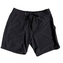 DEUS EX MACHINA デウスエクスマキナ / 水陸両用 街履きストレッチボードショーツ / ELITE BOARDSHORT 2.0 - BLACK / DMP2221565 / メンズ 短パン 水着 海パン スウィムショーツ サーフパンツ 送料無料 ブラック 黒 ショートパンツ