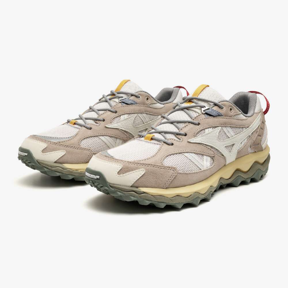 Mizuno Sports Style (ミズノスポーツスタイル) / スニーカー / WAVE MUJIN TL - DARK BEIGE x OFF WHITE x ORANGE / D1GA251302 / メンズ
