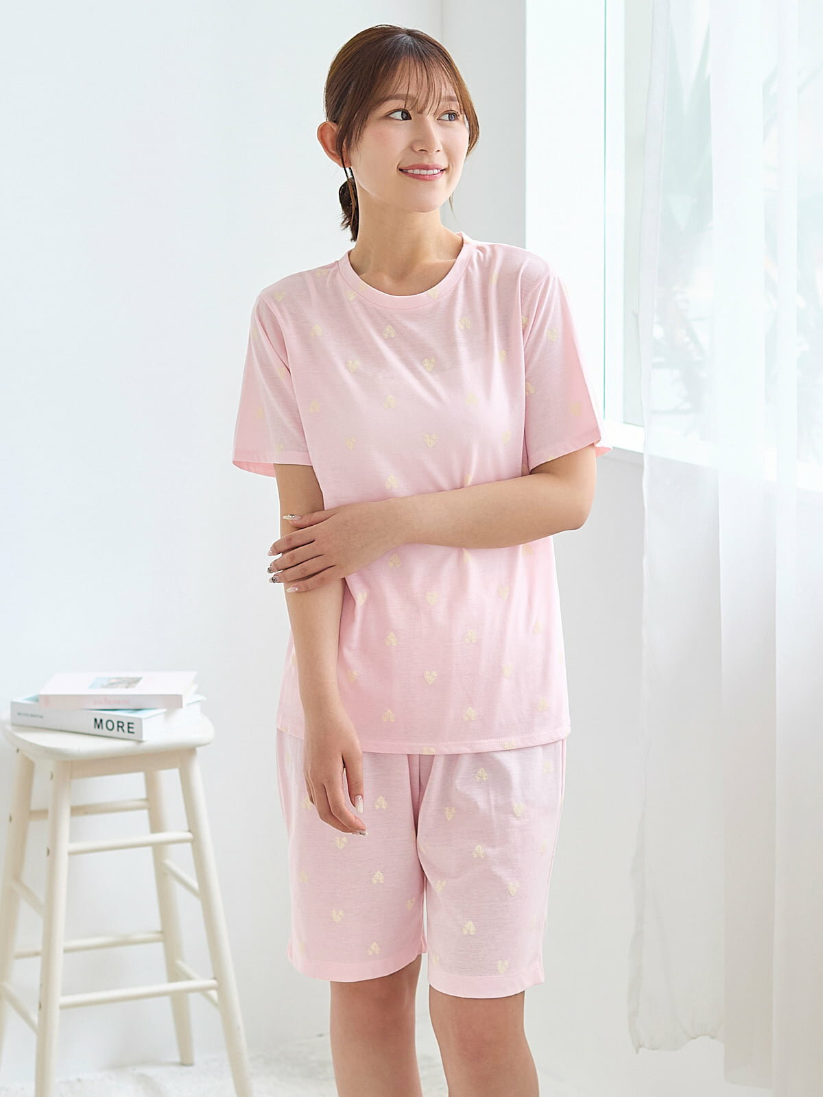 天竺手描きハート総柄パジャマ レディース ルームウェア パジャマ 綿混 上下セット半袖 ハーフパンツのサムネイル