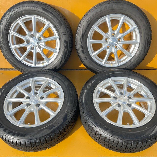 【中古】2020年生産 205/60R16 日本製 ブリヂストンVRX2 スタッドレス＋綺麗なアルミホイール オフセット＋46ノア、ヴォクシィ－、ステップワゴン 系、マツダ3、ジューク、HR-V、ジェイドなどに、