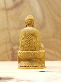 木彫り仏像〜薬師如来〜一刀彫/素材:柘植