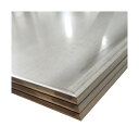 特徴 SPHCは、熱間圧延軟鋼板の1種です。 高温状態で圧延された材料で 4種類ある熱間圧延軟鋼板のうちでは一般用と規定されている材料で、炭素量が最も多い板材といえます。 熱間圧延鋼板の表面を酸洗いをし、酸化皮膜を除去した板なので、「サンセン」と呼ばれます。 表面は、酸化皮膜(ミルスケール)除去後、多少の油膜が施してありますが、SPHC(黒皮)よりも錆びやすいので、加工後はメッキや塗装が必要な板となります。 仕様 サイズ t1.6mm W400×L900mm カラー 重量 材質 入数 1枚 B0865T9934