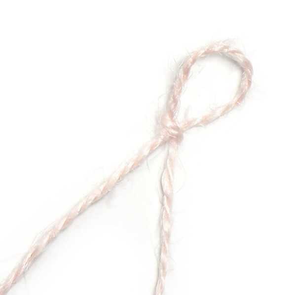 シモジマ HEIKO 紐 カラー麻紐 約1.5mm×20m巻 ピーチピンク 001500601 1巻