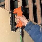 マックス TA-20A/1005F ステープル用エアネイラ TA92012 1台