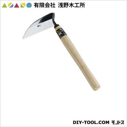 特徴 首がねじってあるので、ストレートの刃に比べて、鎌を手前に引いたときにちょうど良い角度で草をとらえます。 地面に生えている柔らかい草を剃るように除草する草削りに適した鎌です。 長期間切れ味を保ち、メンテナンスしやすい二層構造の「鋼付」の刃を採用したアイテムです。 切れ味が良いので作業効率が上がります。 主な性能 草削り 頭のサイズ 120mm 柄のサイズ 長さ260mm ネジリ鎌 仕様 サイズ 120mm 入数 1点 01075