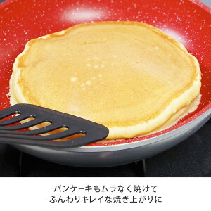パンケーキもムラなく焼けてふんわりキレイな焼き上がりに