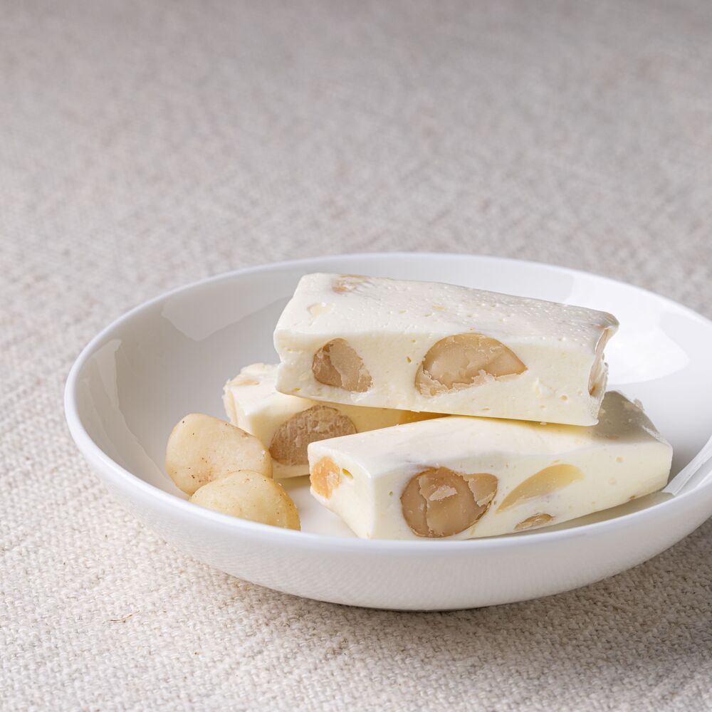 マカダミアナッツヌガー 手作り プレーン 18個入り ランキング入り 個包装 無添加 スイーツ お菓子 お茶請け マカダミアナッツ ナッツ ヌガー 一番屋 牛軋...