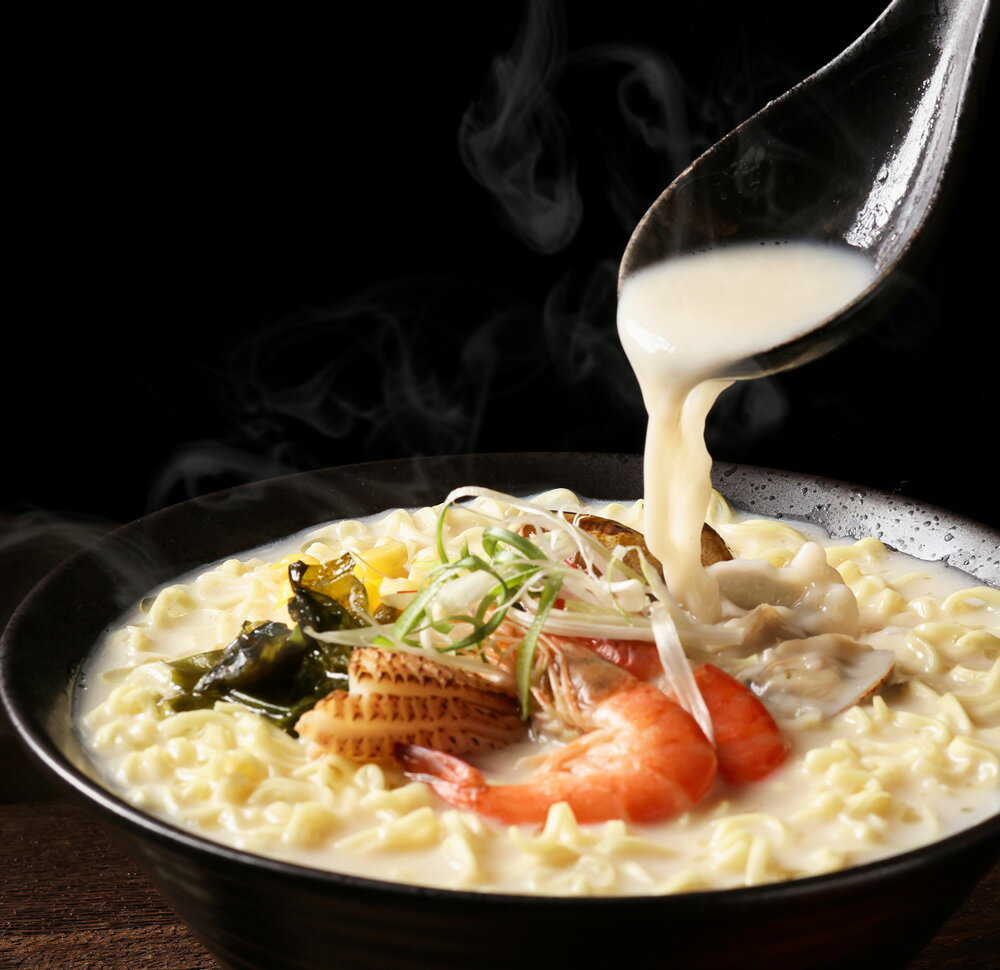 魚介豚骨ラーメン 300g×3食分 魚介 いか えび とんこつラーメン 豚骨ラーメン とんこつ 豚骨 台湾 中華 即席 インスタント ラーメン スープ 麺 お取り寄せ グルメ 備蓄 食料【三風製麺】【台湾直送】【送料無料】
