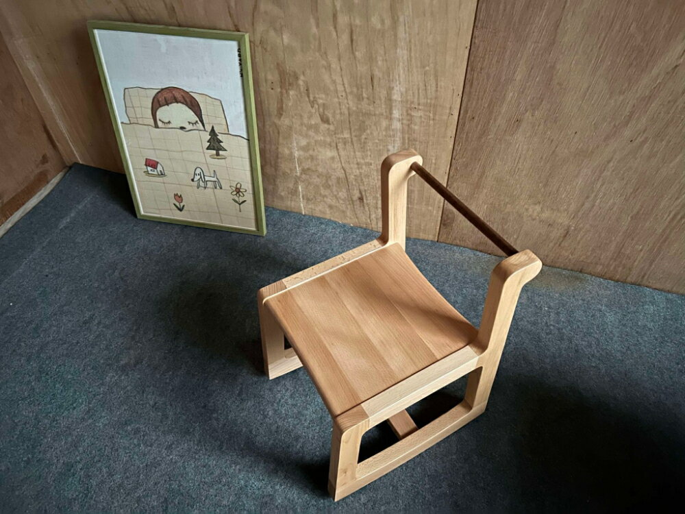 ロッキングチェア 子供 キッズ 木製 北欧 椅子 イス 学習チェア キッズ 勉強用椅子 乗り物 玩具 室内 おもちゃ 揺れる 座れる 乗れる 乗用玩具 幼児 3歳 4歳 5歳 プレゼント 贈り物 祝い【WazaNtable furniture】【台湾直送】【送料無料】