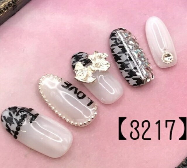 Other - 可愛い かわいい クール 地雷系 量産型 ショート ロング 短い爪 お洒落 キラキラ ネイルチップ つけ爪 ネイル デザインネイル オーダメイド オーダーチップ オーダーネイル ハンドメイド 10本セット 送料無料 両面テープ付き【3217】