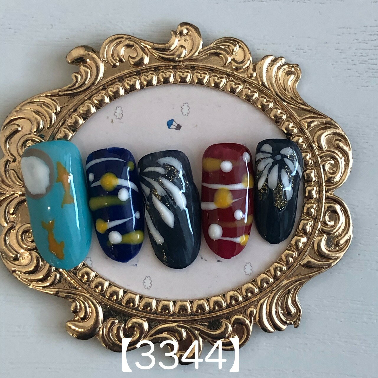 カジュアル 可愛い かわいい ショート ロング 短い爪 お洒落 キラキラ ネイルチップ つけ爪 ネイル デ..