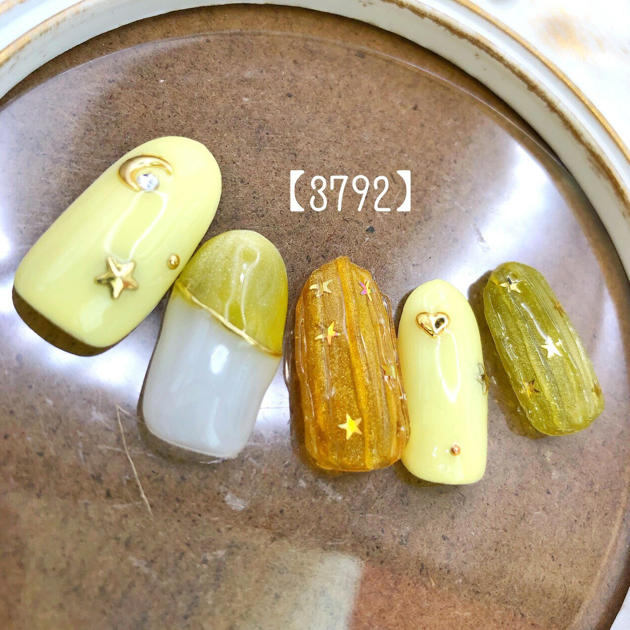 上品 カジュアル 可愛い かわいい カワイイ ブライダル 夏 ブルー ショート ロング 短い爪 お洒落 ラメ キラキラ ネイルチップ つけ爪 ネイル デザインネイル オーダメイド オーダーチップ オーダーネイル ハンドメイド 10本セット 送料無料 両面テープ付き【3792】