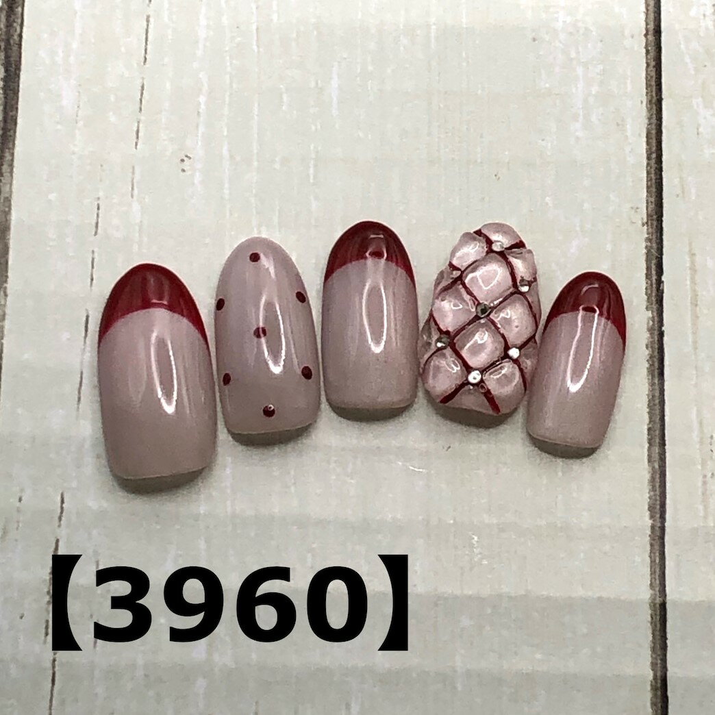 上品 カジュアル 可愛い かわいい カワイイ ブライダル 大人 ショート ロング 短い爪 お洒落 ラメ キラキラ ネイルチップ つけ爪 ネイル デザインネイル オーダメイド オーダーチップ オーダーネイル ハンドメイド 10本セット 送料無料 両面テープ付き【3960】