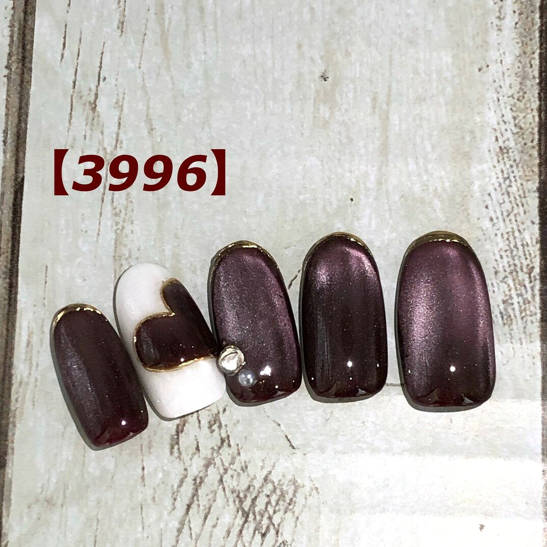 Artificial Nails - 上品 カジュアル 可愛い かわいい カワイイ ブライダル 大人 ショート ロング 短い爪 お洒落 ラメ キラキラ ネイルチップ つけ爪 ネイル デザインネイル オーダメイド オーダーチップ オーダーネイル ハンドメイド 10本セット 送料無料 両面テープ付き【3996】