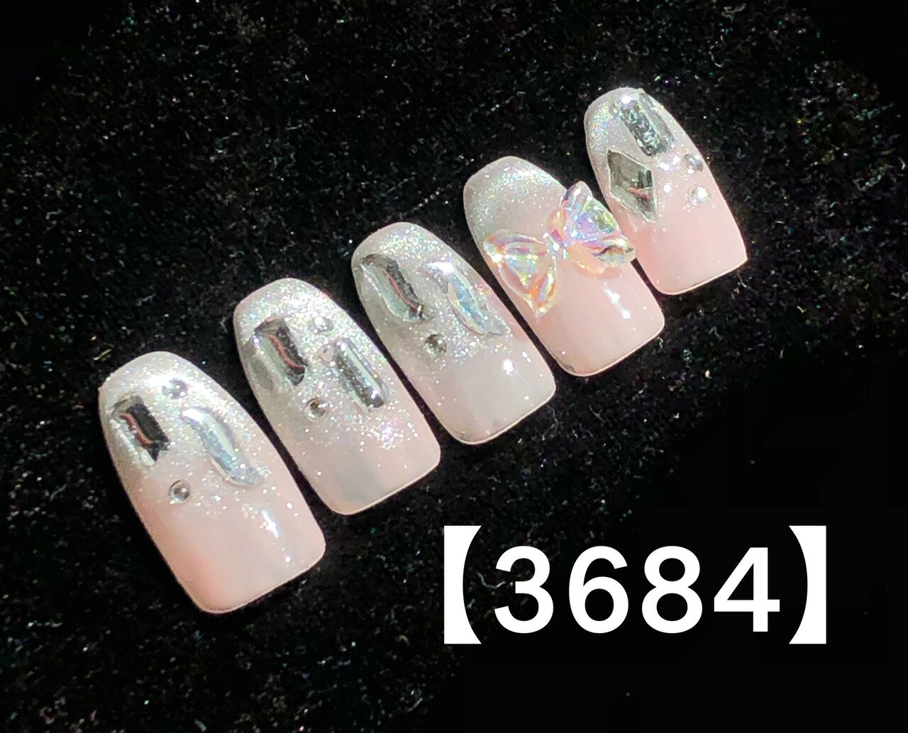 上品 可愛い かわいい カワイイ オフィス ブライダル ショート ロング 短い爪 お洒落 キラキラ ネイルチップ つけ爪 ネイル デザインネ..