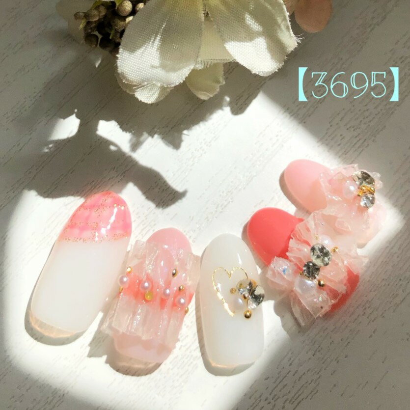 上品 可愛い かわいい ブライダル ショート ロング 短い爪 お洒落 ラメ キラキラ ネイルチップ つけ爪 ネイル デザインネイル オーダメイド オーダーチップ オーダーネイル ハンドメイド 10本セット 送料無料 両面テープ付き【3695】