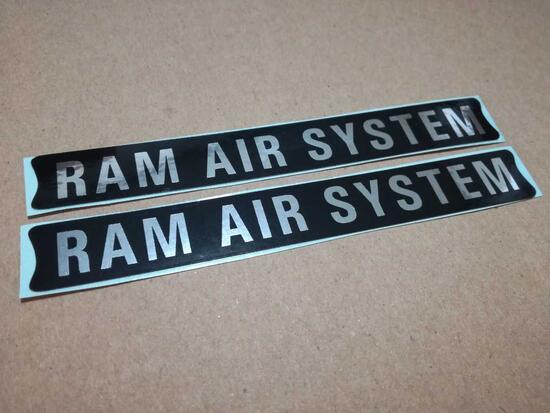 SUZUKI GT380 エンジン カバー シール RAM AIR SYSTEM SUZUKI ステッカー エンブレム