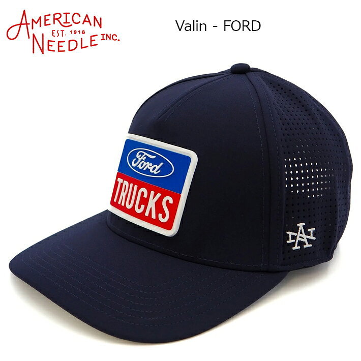 AMERICAN NEEDLE アメリカンニードル Valin - FORD 「FORD」のヴィンテージロゴをフロントに配した上位モデルのバリンキャップ。 プレミアム仕様のストラクチャードデザインが特徴です。 フロントに「FORD」のヴィンテージロゴ刺繍が特徴的なプレミアム仕様のキャップ。 フラットバイザー、しっかりとしたストラクチャードクラウンデザイン。 内側にブランドカスタムラベル付き。 リアストラップはスナップボタンで容易に着脱できる仕様となっており、ユニセックスでの着用が可能です。 プレミアムな素材感と精緻なディテールが特徴のバリンコレクション上位モデル。 ワンランク上のスタイリングにおすすめのアイテムです。 ■素材 nylon/polyurethane ■カラー：NAVY ■サイズ：OS ■サイズチャート 頭周り 58cm 高さ 16.5cm つば幅 7cm その他のキャップアイテムはこちらから！ ※メーカー希望小売価格はメーカーカタログに基づいて掲載しています【AMERICAN NEEDLE】 1918 年アメリカ・シカゴで創業したAMERICAN NEEDLE。 創立当初から工場に最高の職人達を揃え、高品質な帽子を100年以上生産し続けている。 スポーツグッズという概念が無かった1945年、世界で初めて地元のChicago Cubsの ベースボールキャップをファン向けに発売。 その後MLBを筆頭に様々なスポーツ団体、ブランド、企業のオフィシャルサプライヤーとなり、 アメリカ5大キャップブランドに名を馳せる程になった。 アメリカンテイストたっぷりのデザインをセンスよくキャップに落とし込んだアイテムが多く、 創業から続くヴィンテージアメリカンの質実剛健な品質と、 本物にしか生み出せないオーセンティックなデザインはキャップファンだけでなく多くの人々を魅了し続けている。
