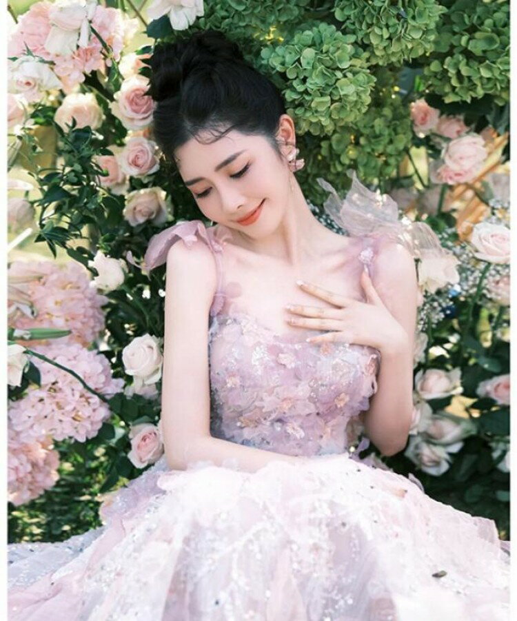結婚式ドレス 二次会ドレス パープル 花柄 キャミドレス 可愛い キラキラドレス スパンコール 素敵 ゲストドレス お花 イブニングドレス ロングドレス プリンセスドレス お姫様 撮影