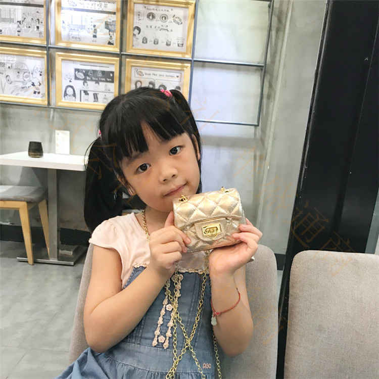 ショルダーバッグ 2way バッグ ミニバッグ ミニポーチ キッズ 子供 女の子 ガールズ カジュアル 子供用 キッズ用 斜めがけ ポシェット 人気 可愛い 軽量 お姫様 オシャレ ファッション アウトドア 小学生 幼稚園 aaa