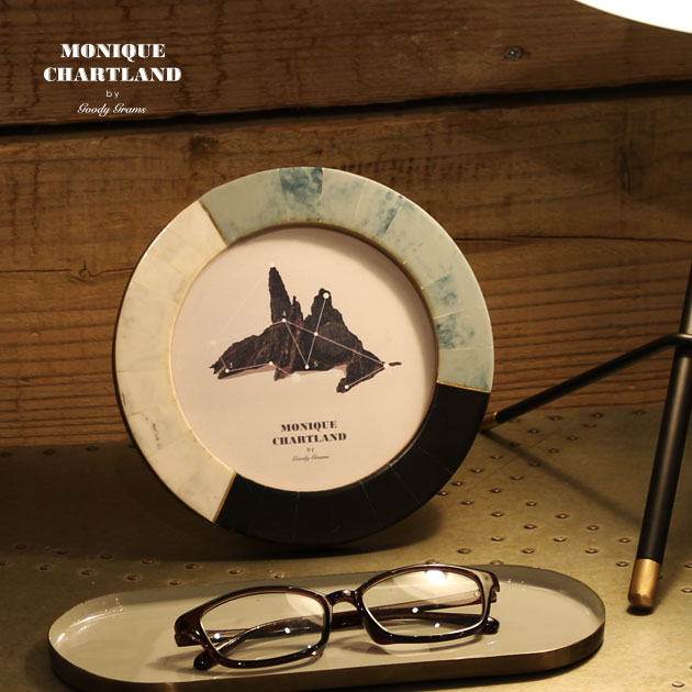 フォトフレーム おしゃれ 写真立て プレゼント アンティーク 丸 円形 大理石風 レジン 母の日 マーブル モダン かわいい バレンタイン プレゼント 女性 30代 モニークチャートランド Goody Grams PHOTO FRAME BAASU