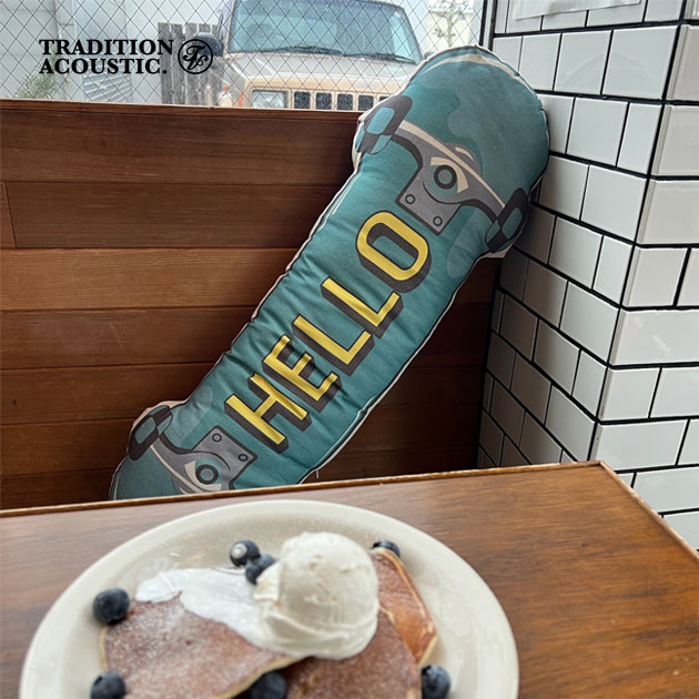 クッション 椅子 ソファ おしゃれ アメリカン インテリア 車 アート ポップ ヴィンテージ風 TRADITION ..