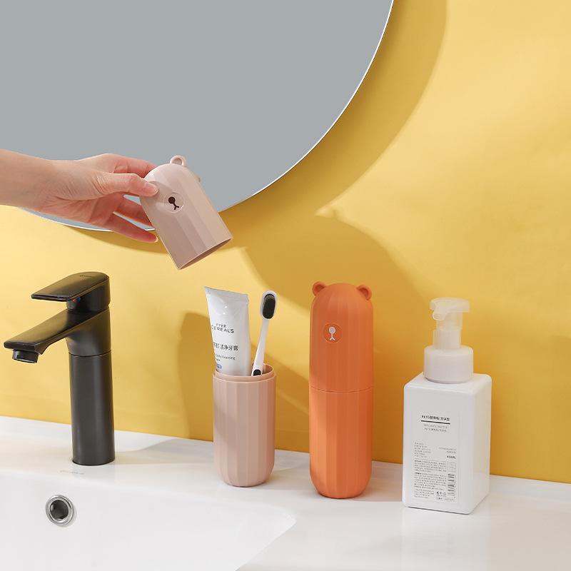 【送料無料】歯ブラシケース 旅行用 携帯用歯磨きコップ 学生寮 洗面用コップ 蓋付き PP製 かわいい 軽..