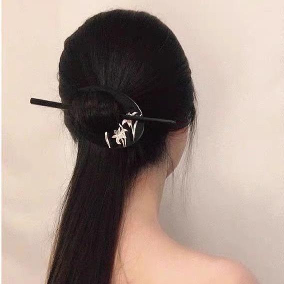 【送料無料】かんざし レディース ネオチャイニーズスタイル 黒檀 螺鈿細工 ヴィンテージ 個性的 高級感 花モチーフ 髪飾り 古典 和風 まとめ髪 アップスタイル 普段使い パーティー 大人 エレガント