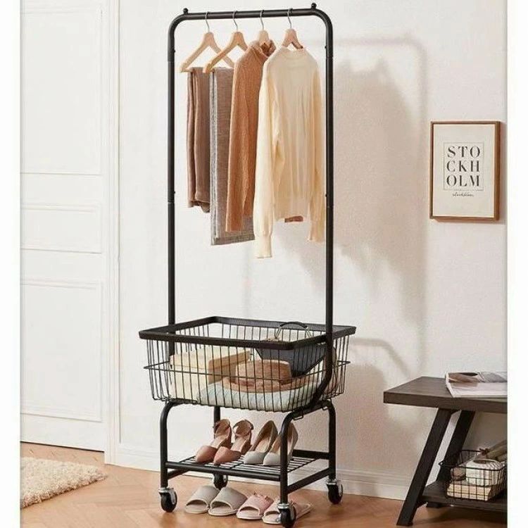 【送料無料】ガーメントラック バスケット付き 衣料品ラック 自立型 メタルコートラック玄関リビング用..